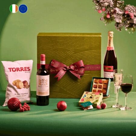 One of our most popular hamper gifts, the Hip Hip Hooray is the perfect choice of hamper for hamper gifting